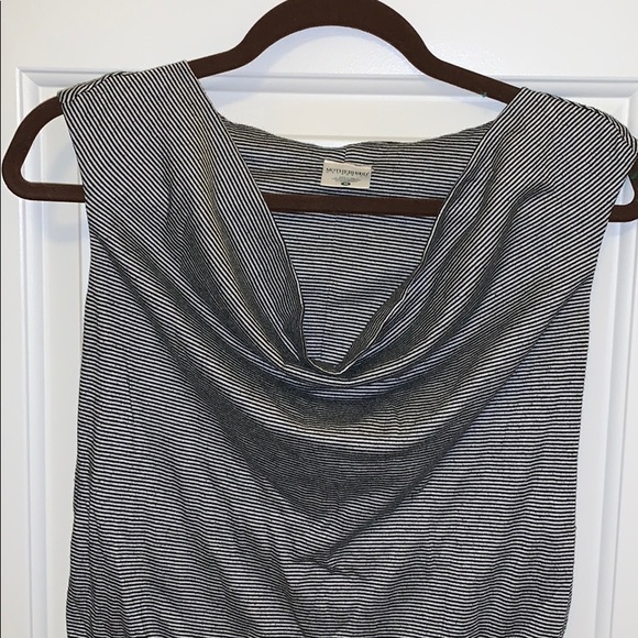 Scoop neck maternity dress - Picture 1 of 5